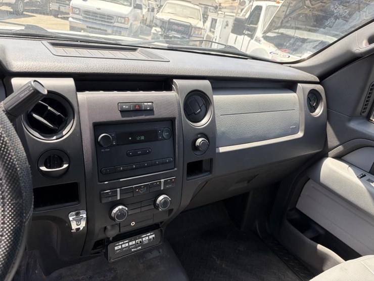 2013-ford-f150-image-17