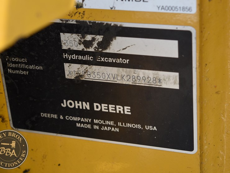 2020-deere-35g-image-26