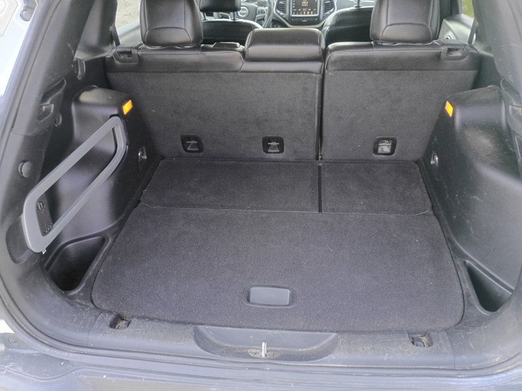 2014-jeep-cherokee-image-68