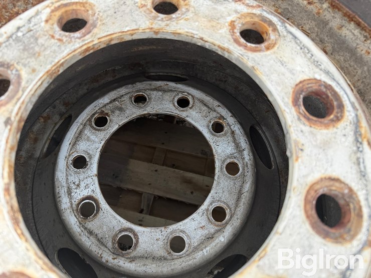 bridgestone-295/75r22.5-tires-&-rims-image-11