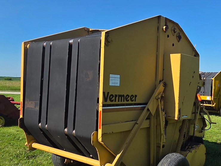 vermeer-605h-image-5