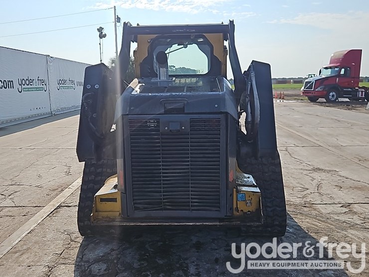 2021-deere-331g-image-21