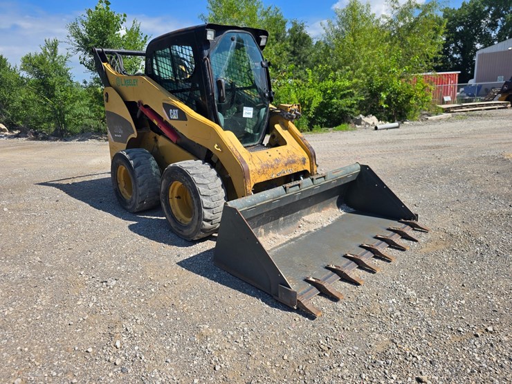 caterpillar-262c-image-42