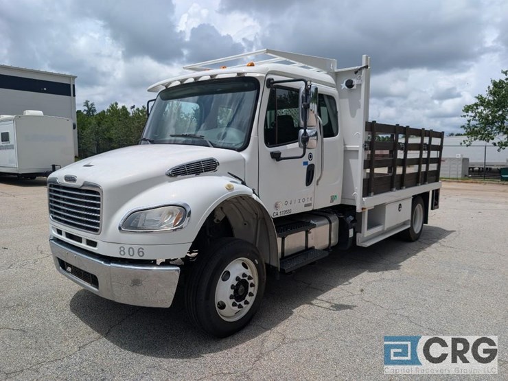 2012-freightliner-m2-stakebed-truck-image-1