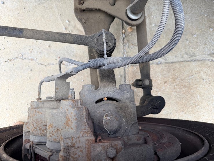 2001-caterpillar-3126-image-22