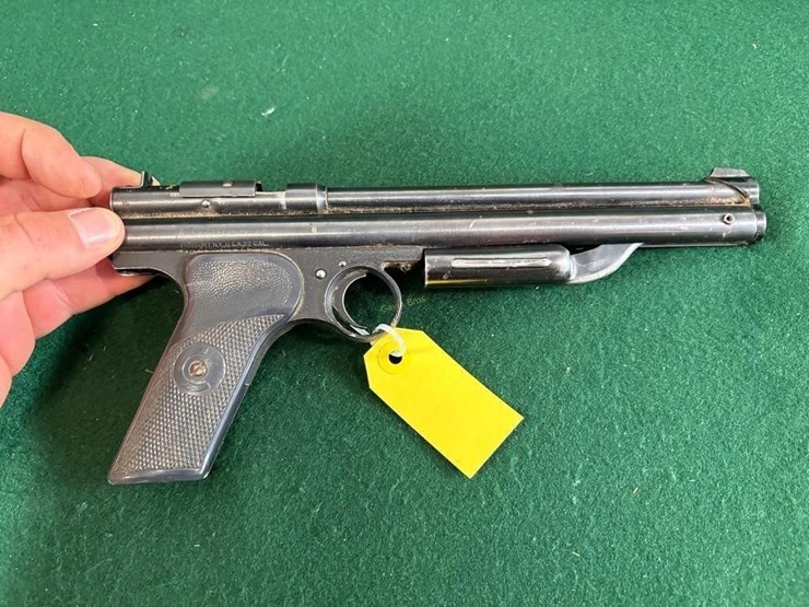 crosman-"130"-bb-gun-image-3