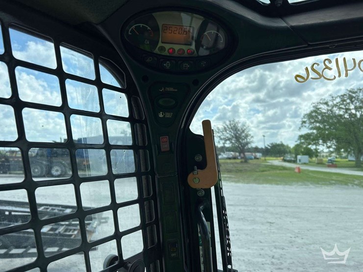 2020-bobcat-t650-image-15