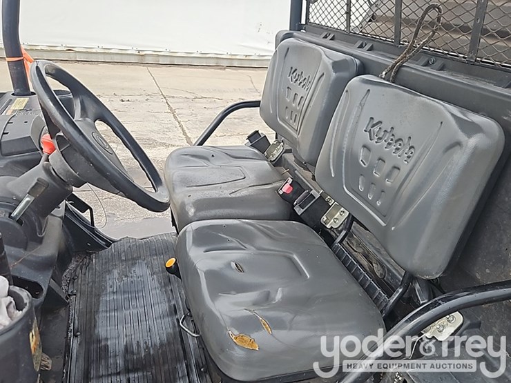 2018-kubota-rtv-x900-image-18