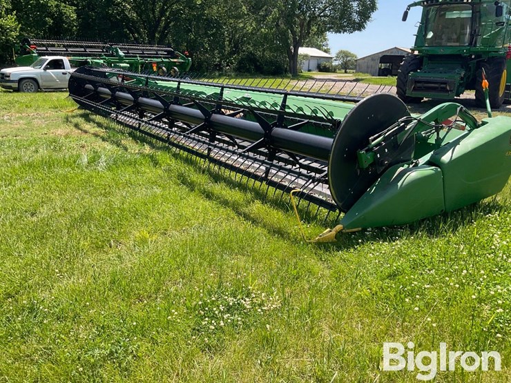 2015-john-deere-635fd-image-1