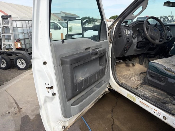 2012-ford-f450-image-15