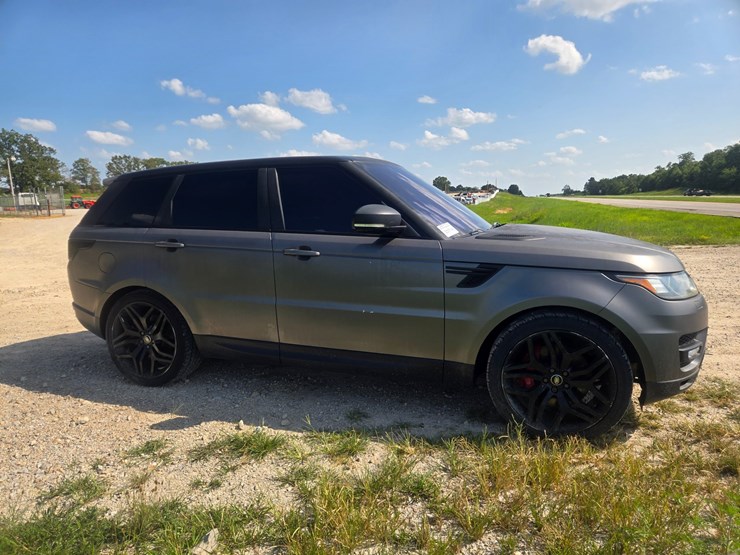 2016-land-rover-range-rover-image-14