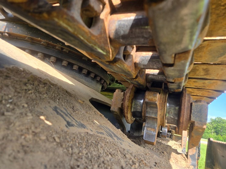 2015-caterpillar-521b-image-59