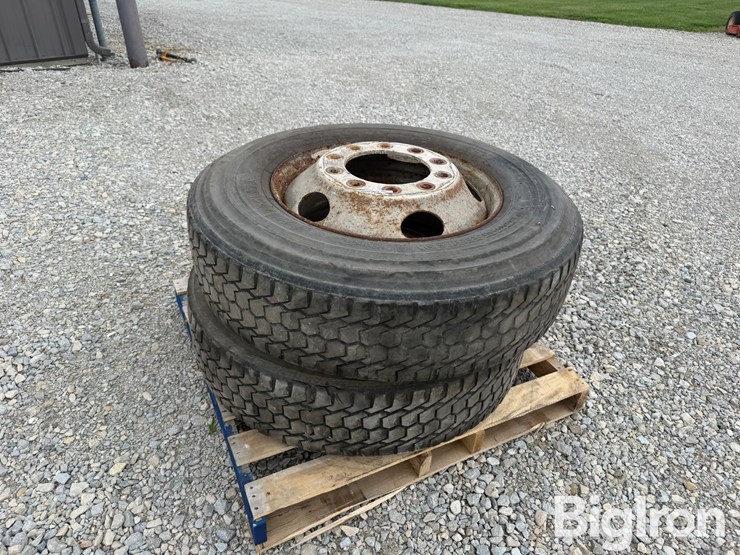 bridgestone-295/75r22.5-tires-&-rims-image-2