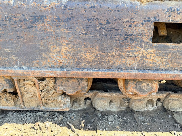 2010-caterpillar-328d-image-96