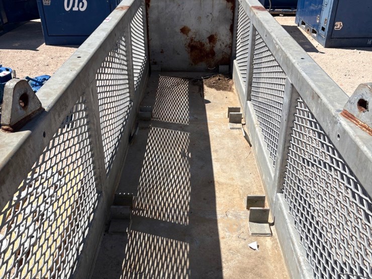 12.5’-x-3.5’-x-4’-tool-basket-image-1