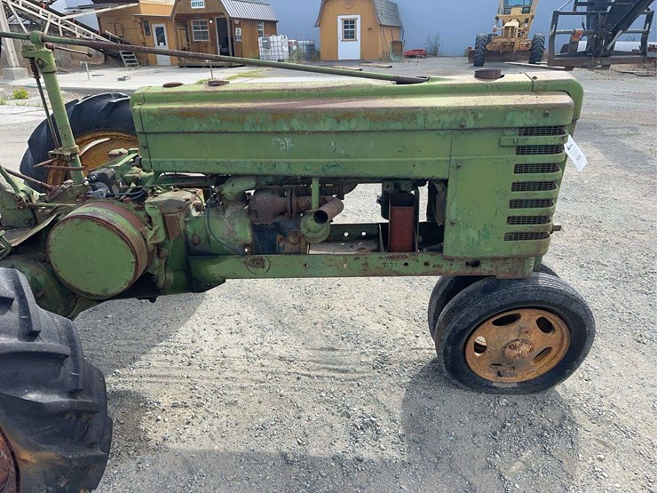 john-deere-h-image-9