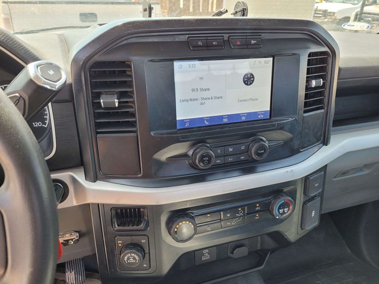 2023-ford-f150-image-13
