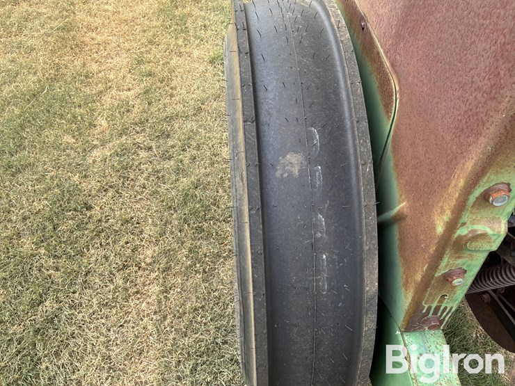 john-deere-8300-image-13