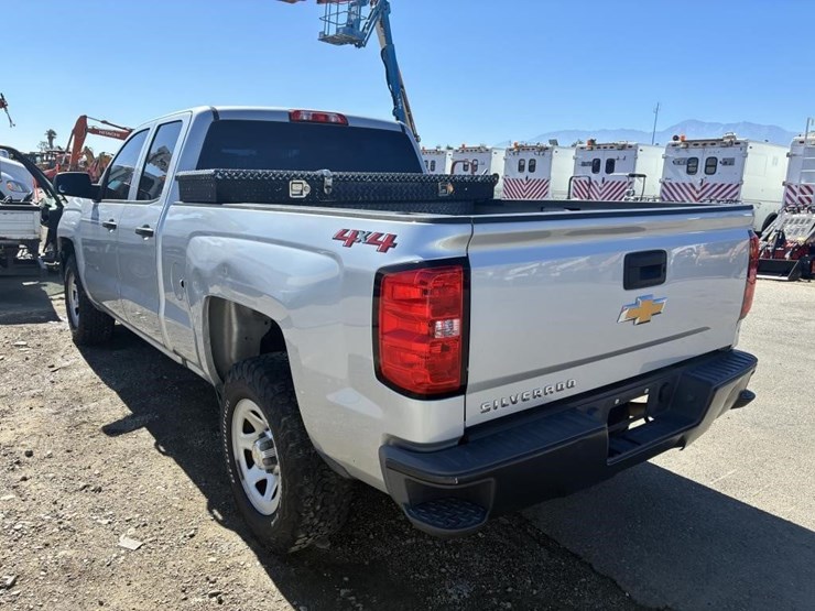 2018-chevrolet-silverado-1500-image-4