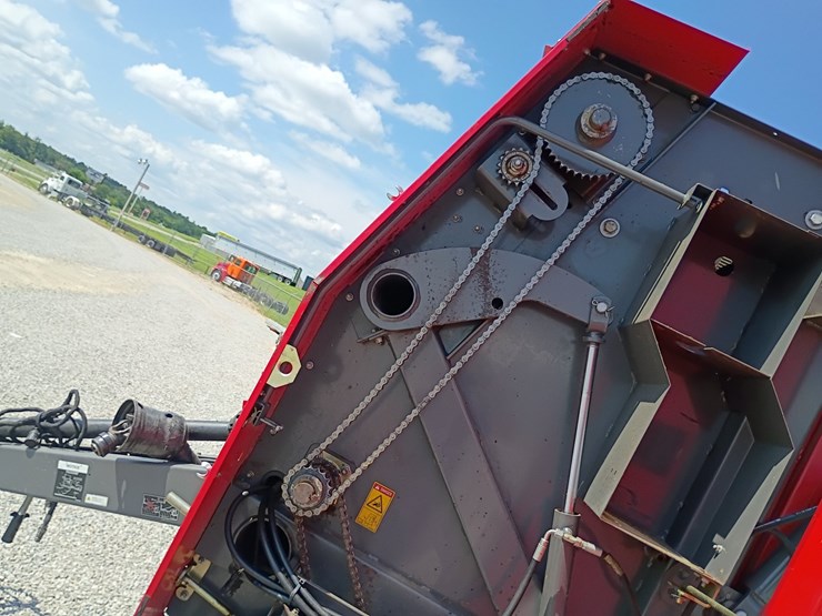 massey-ferguson-1745-image-29