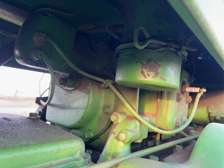 john-deere-r-image-56