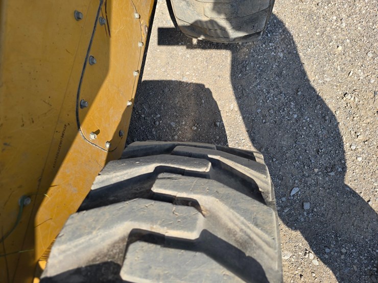 caterpillar-262c-image-55