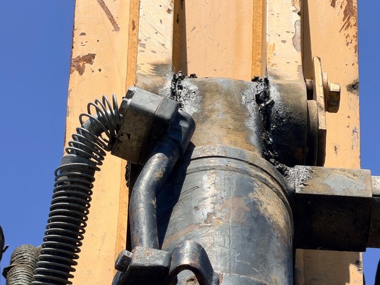 2010-caterpillar-328d-image-124