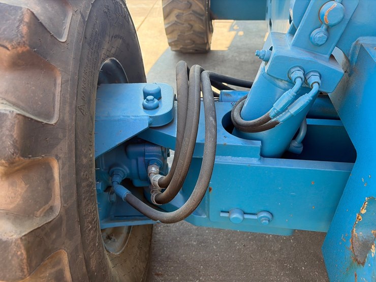 #201-•-2000-genie-z45/25-articulating-boom-lift-image-17