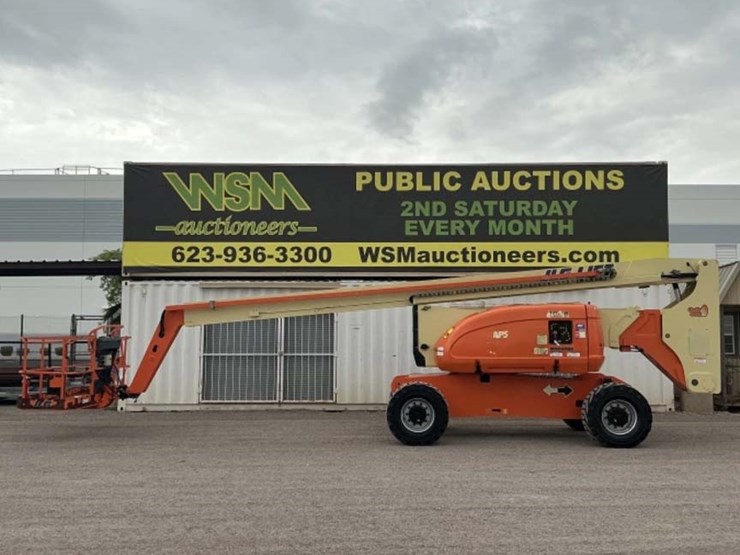 2009-jlg-800a-image-1