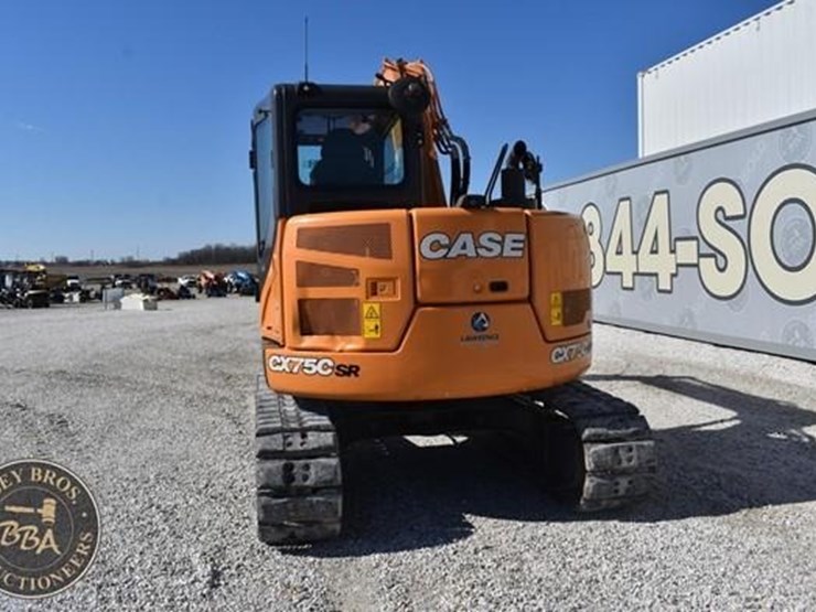 2022-case-cx75csr-image-15