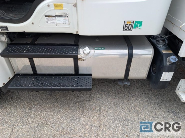 2012-freightliner-m2-stakebed-truck-image-6