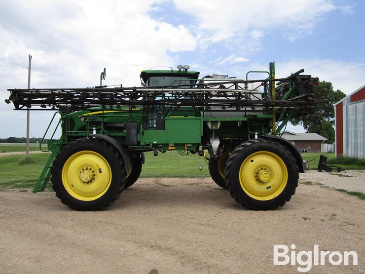 2013-john-deere-4830-image-8