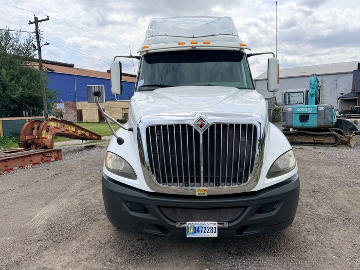 2014-international-prostar-image-22
