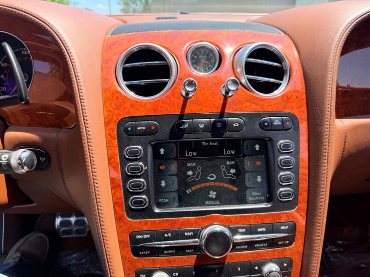 #24158-•-2007-bentley-continental-passenger-car-image-33