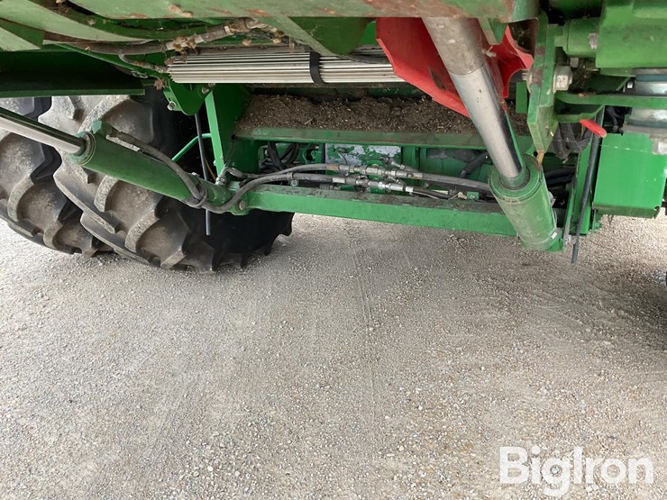 2017-john-deere-s690-image-19