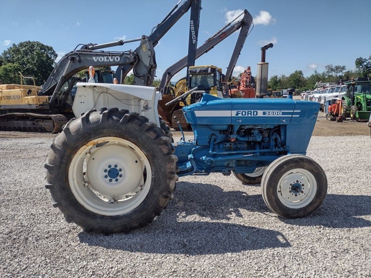 ford-3600-image-3
