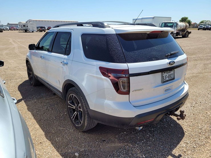 2013-ford-explorer-image-6