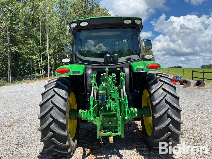 2019-john-deere-6110r-image-6