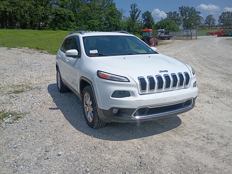 2014-jeep-cherokee-image-13