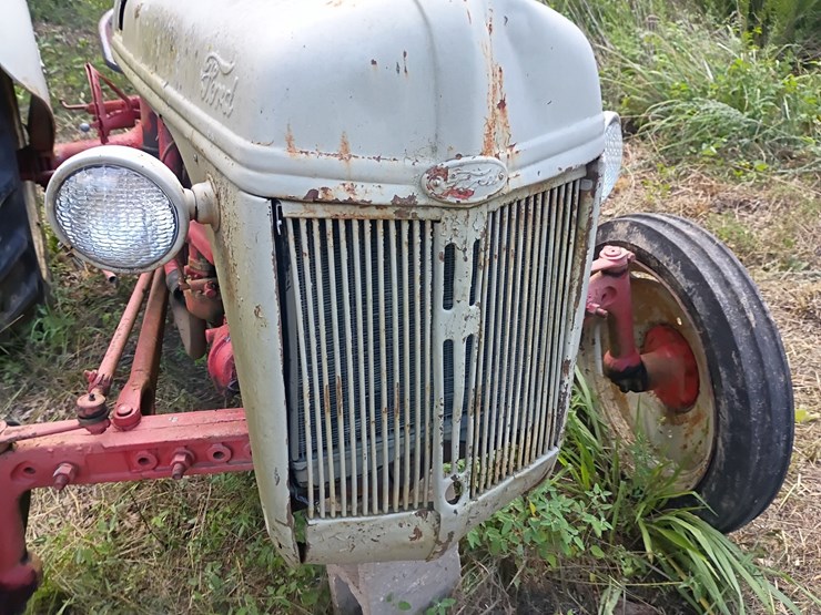 1951-ford-8n-image-58