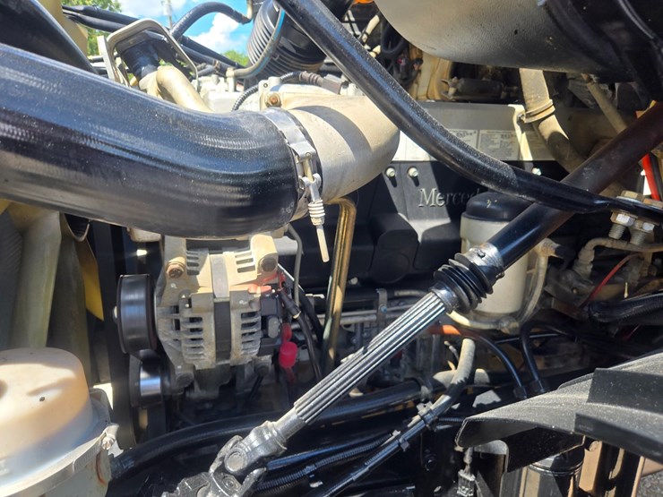 2005-sterling-l9500-image-20