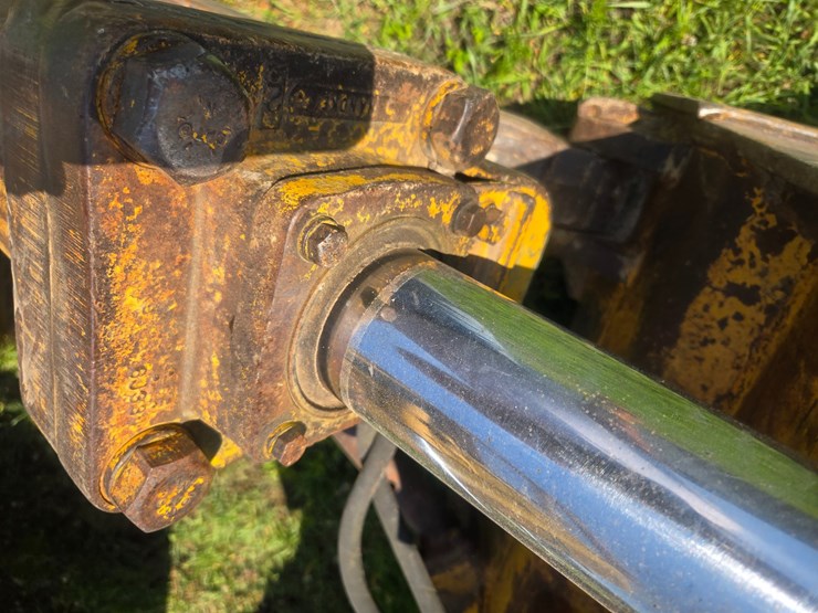 caterpillar-d5-image-82