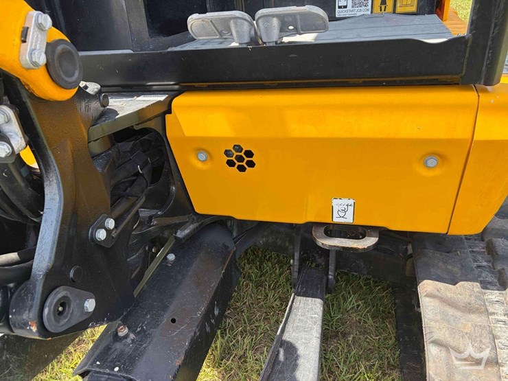2025-jcb-35z-1-image-19