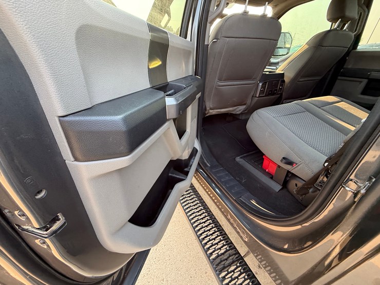 2022-ford-f250-sd-image-22
