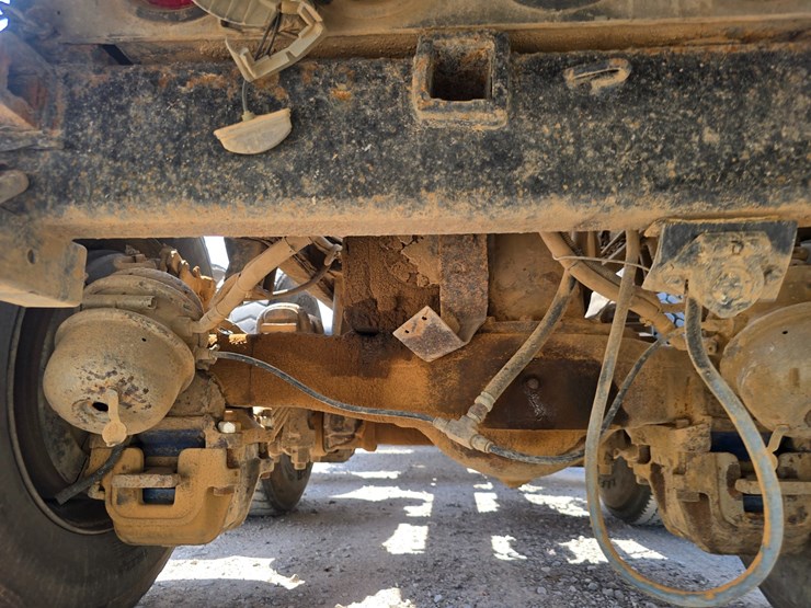 2002-mack-rd688s-image-74
