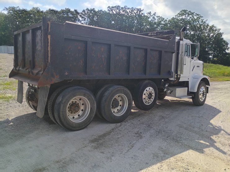 #24861-•-1988-freightliner-flc-dump-truck-image-14
