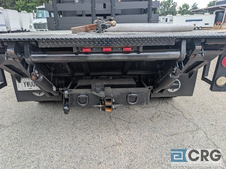 2012-freightliner-m2-stakebed-truck-image-15