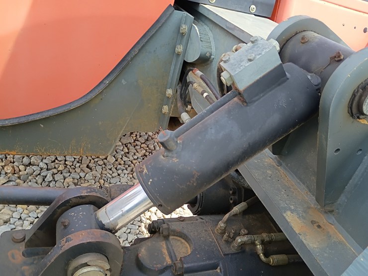 2004-jlg-g6-42a-image-52
