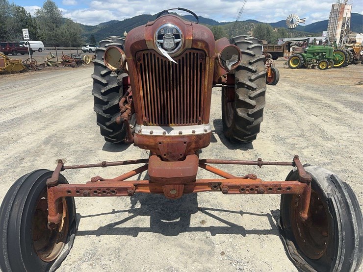 ford-900-image-34