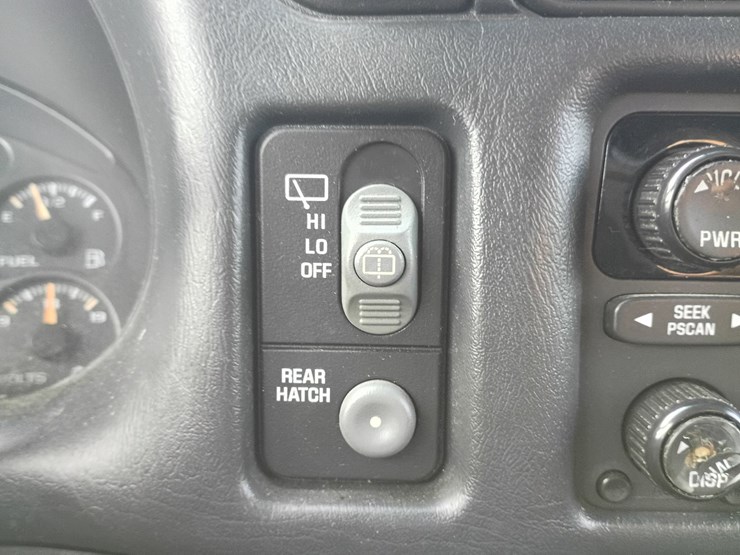2003-chevrolet-blazer-image-44